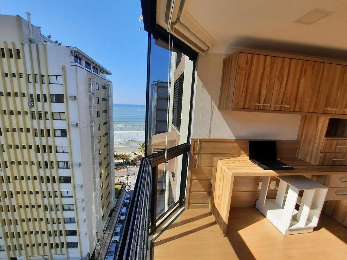 Amplo Apto 2 Suites Mais 1Quarto Vista Mar 50M Da Praia - Somente Familiares Balneario Camboriu