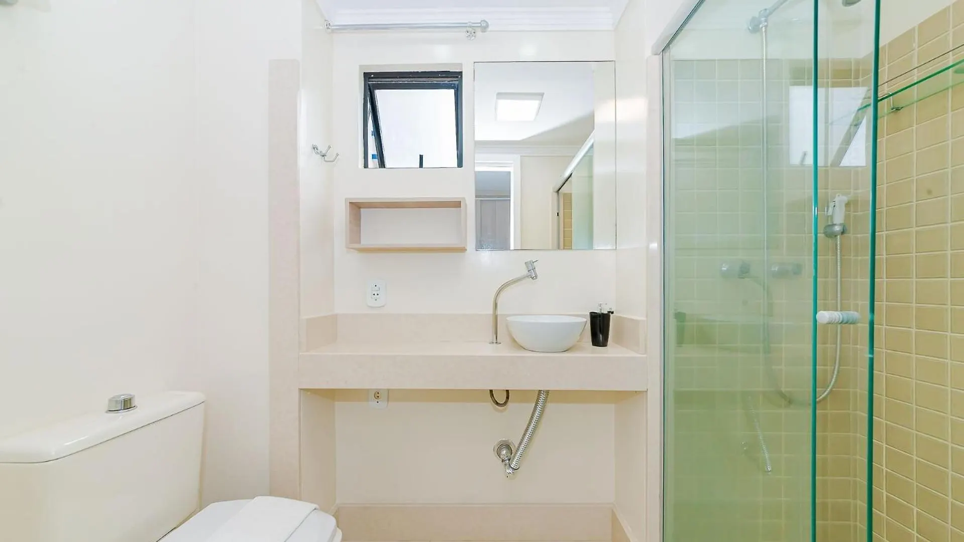 Amplo Apto 2 Suites Mais 1Quarto Vista Mar 50M Da Praia - Somente Familiares Balneario Camboriu