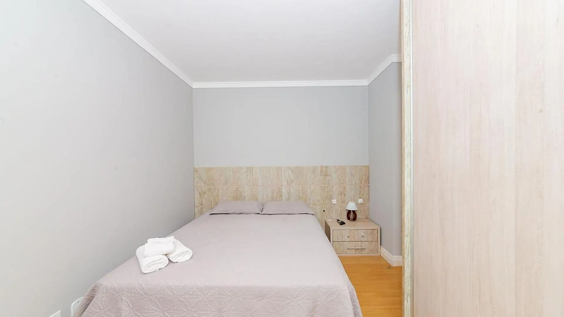 Amplo Apto 2 Suites Mais 1Quarto Vista Mar 50M Da Praia - Somente Familiares Balneario Camboriu Apartment